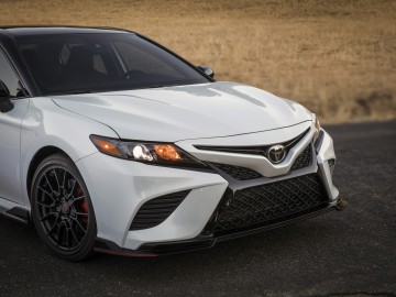 Toyota Camry i Avalon w wersji TRD